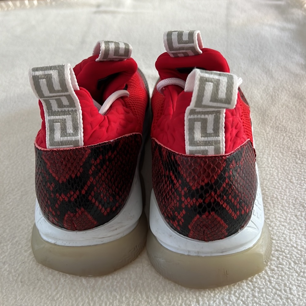 Versace chain reaction - Picture 3 of 9